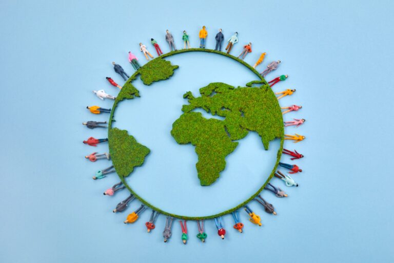 Bombardamento Normativo dall’Unione Europea: Tre Nuove Regolazioni per la Transizione Verde e la Sostenibilità