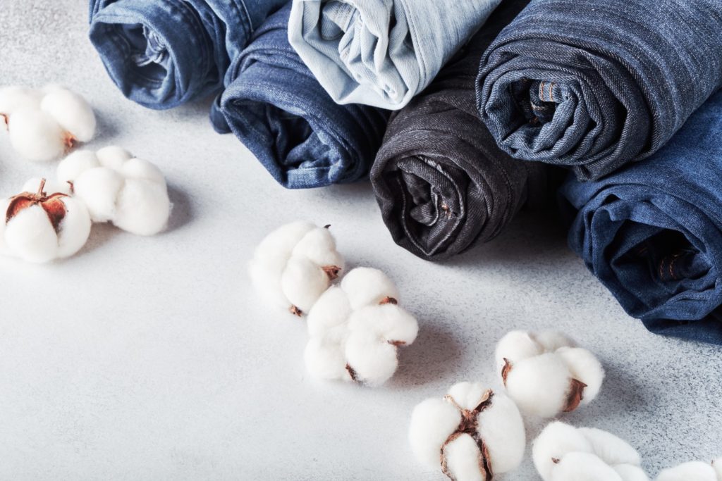 Moda e Materie Prime: Tra Tradizione Naturale e Produzione Industriale
